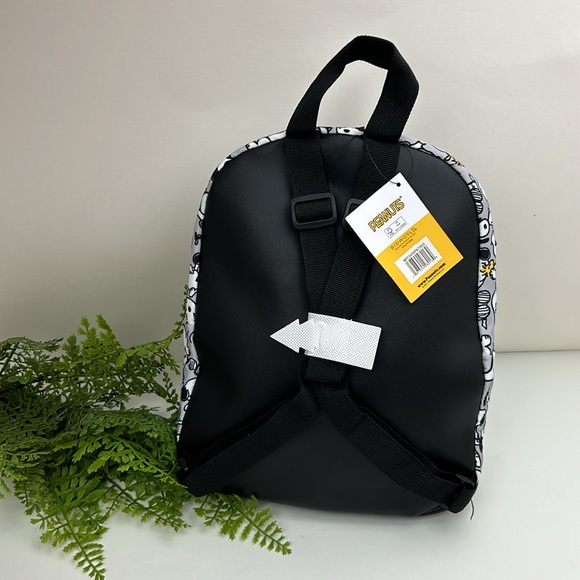 Snoopy Woodstock Mini Backpack NWT! Lightweight, Grey and black nylon - Picture 5 of 16